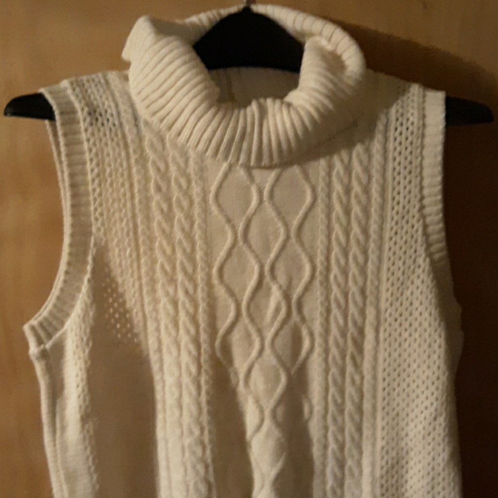 🌷Light sleeveless sweater🌷